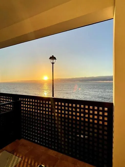 Moderno Apartamento Frente Al Mar Puerto de la Cruz