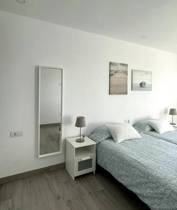 Moderno Apartamento Frente Al Mar Puerto de la Cruz  Spain