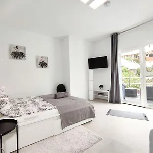 Apartments Fantastico Puerto De La Cruz With Balcony, Terrace, Air Conditioning And Free Parking, Ideal For Couples And Solo Travelers Apartment